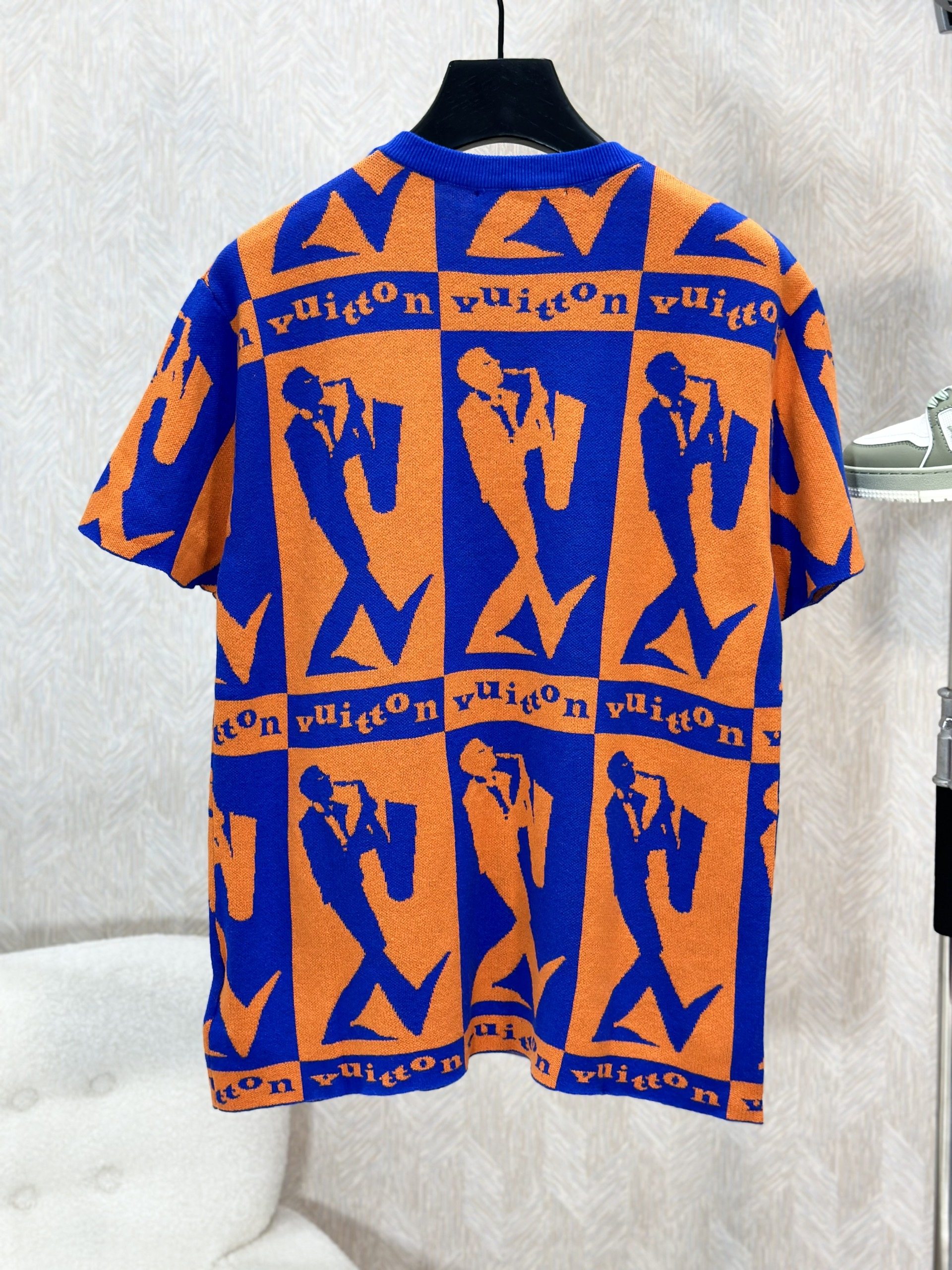 Áo phông T-shirt len Louis Vuitton LV Cam phối Xanh họa tiết người thổi kèn Like Auth on web VTN